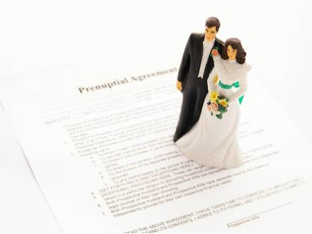 Oconomowoc, WI prenuptial agreement lawyer